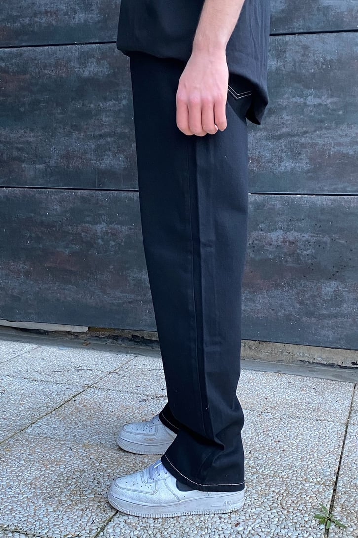 Ters Dikiş Detay Siyah Baggy Fit Jean