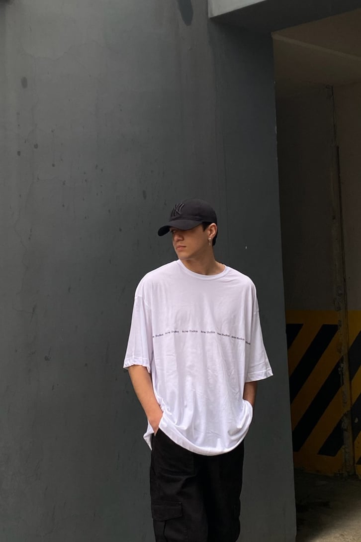 Text Logo Chest Printed Oversize Beyaz Tshirt