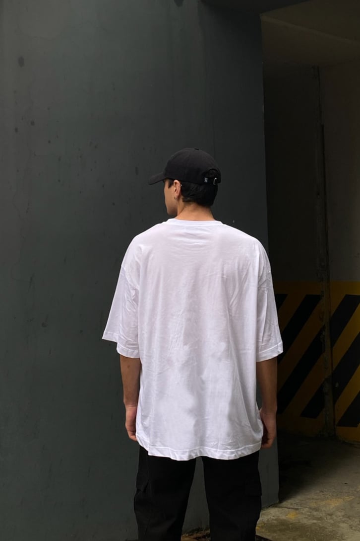 Text Logo Chest Printed Oversize Beyaz Tshirt