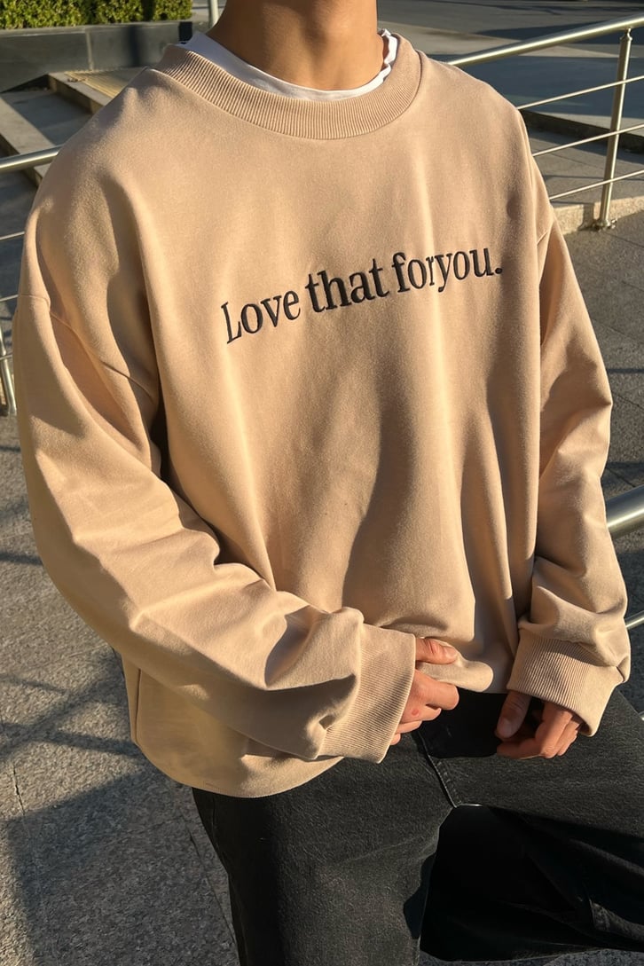 Text Nakışlı Bej Oversize Sweatshirt