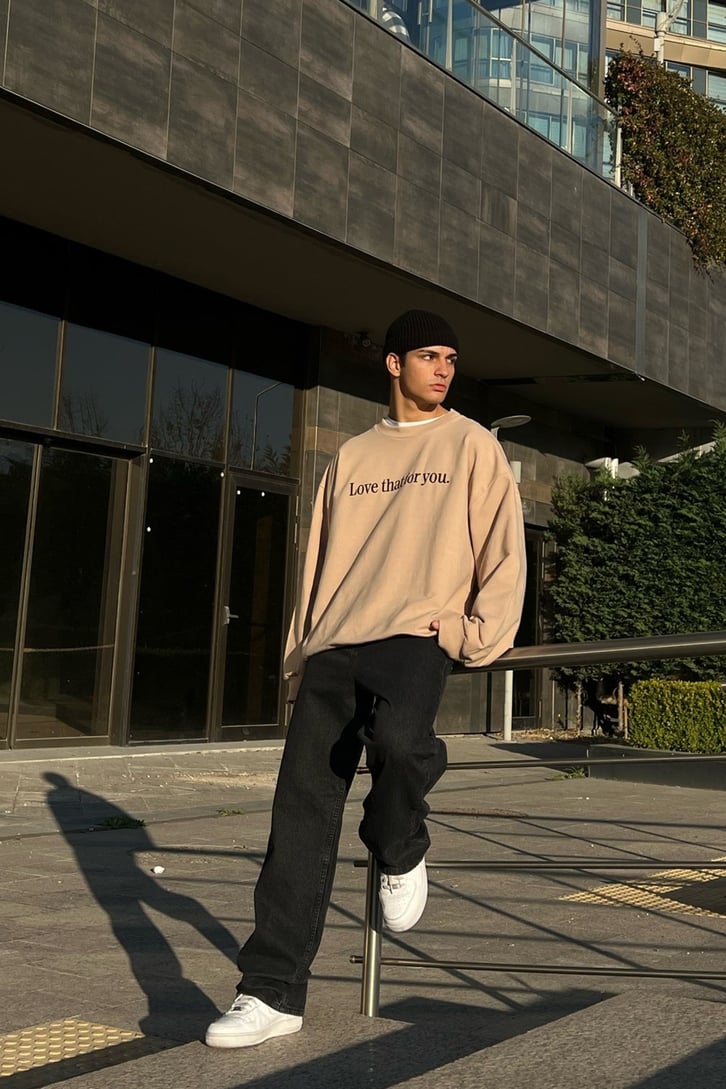 Text Nakışlı Bej Oversize Sweatshirt