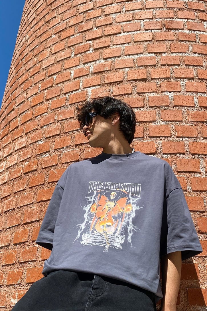 The Guardian Baskılı Koyu Gri Oversize Tshirt