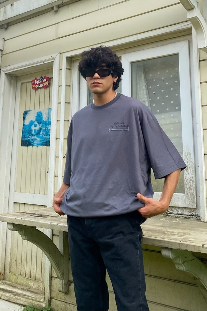 The Indiuidual Baskılı Antrasit Oversize Tshirt