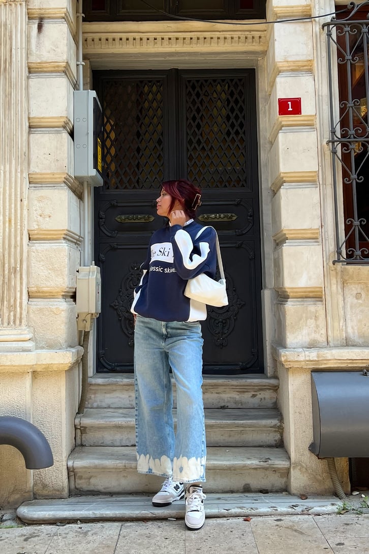 The Ski Baskılı Lacivert Sweatshirt
