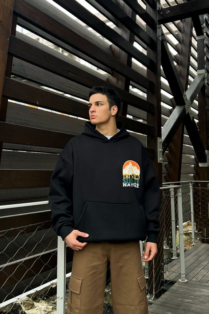 The Wild Sırt Baskılı Siyah Oversize Hoodie