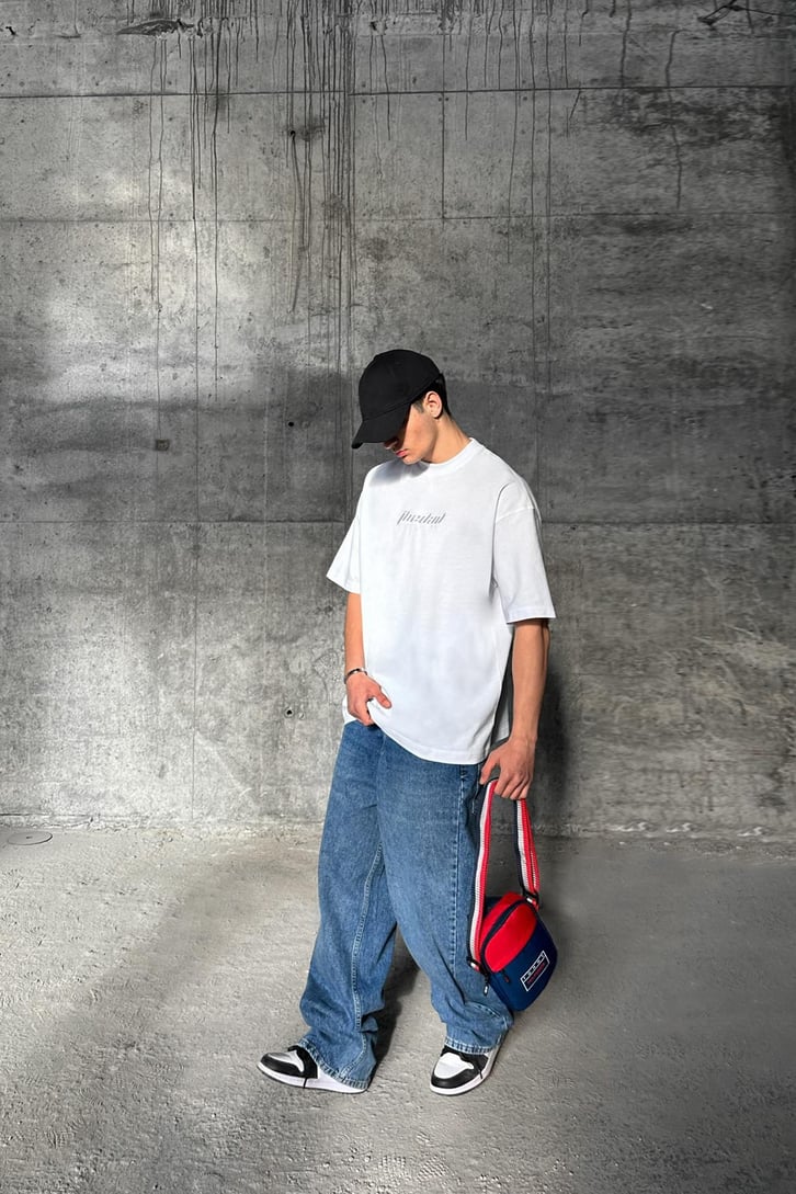 TheDad Nakışlı Beyaz Oversize Tişört
