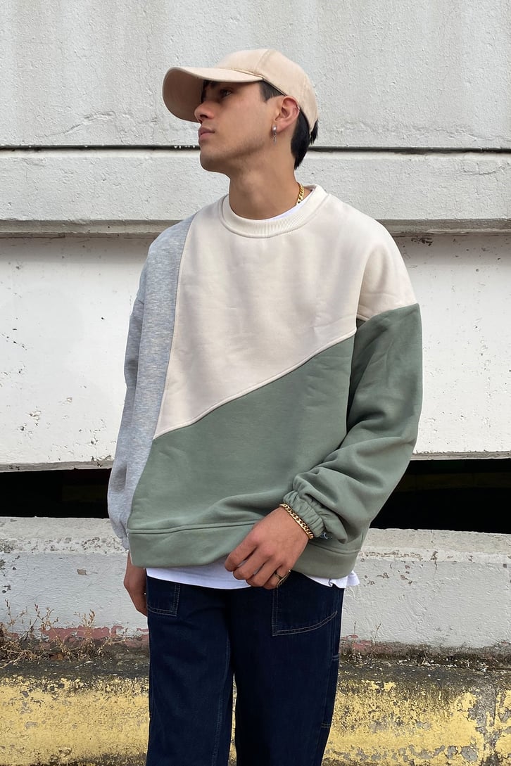 Three Pastel Colored Oversize Sweatshirt