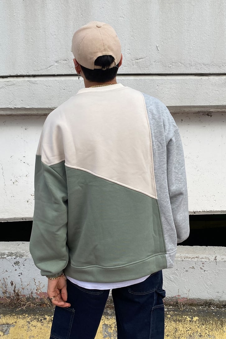Three Pastel Colored Oversize Sweatshirt