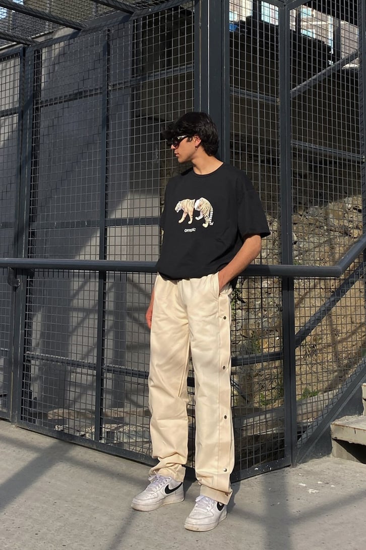 Tiger Statue Baskılı Siyah Oversize Tshirt