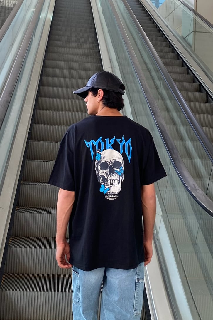 Tokyo Baskılı Siyah Oversize Tshirt
