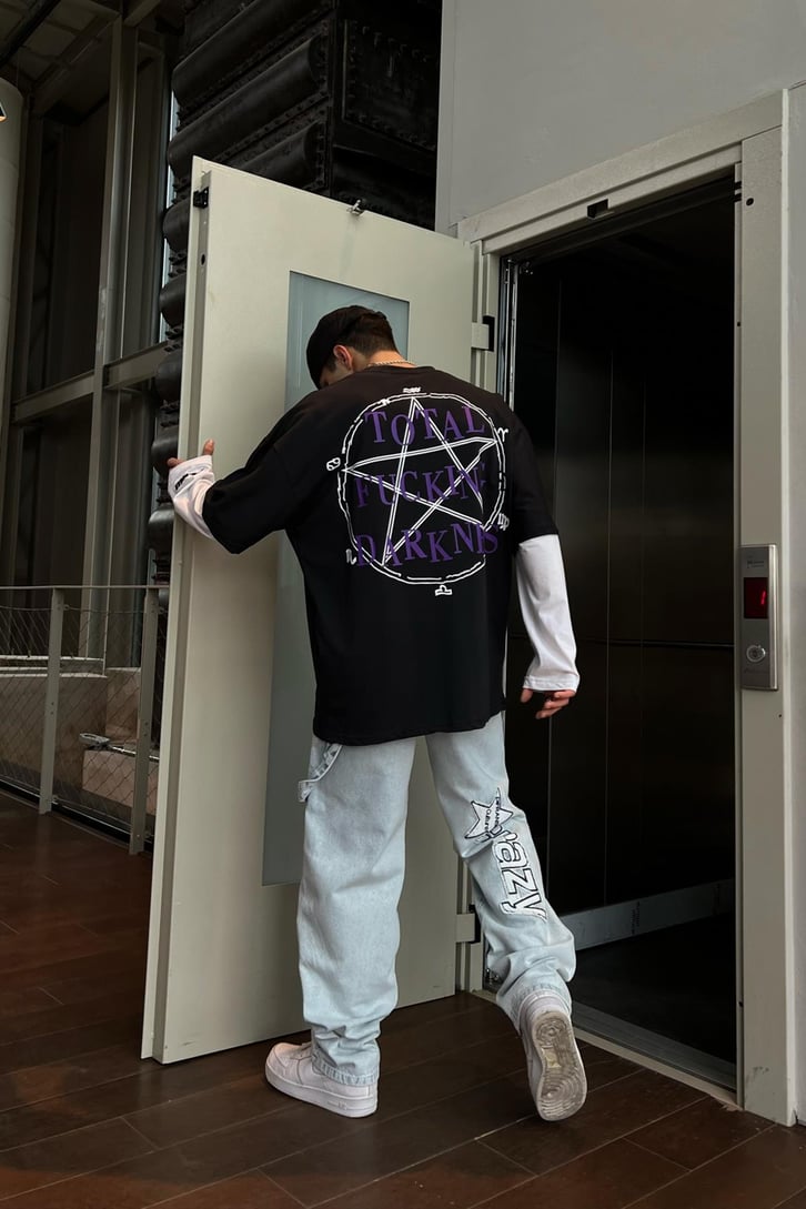 Total Darkness Baskılı Siyah Oversize Tshirt