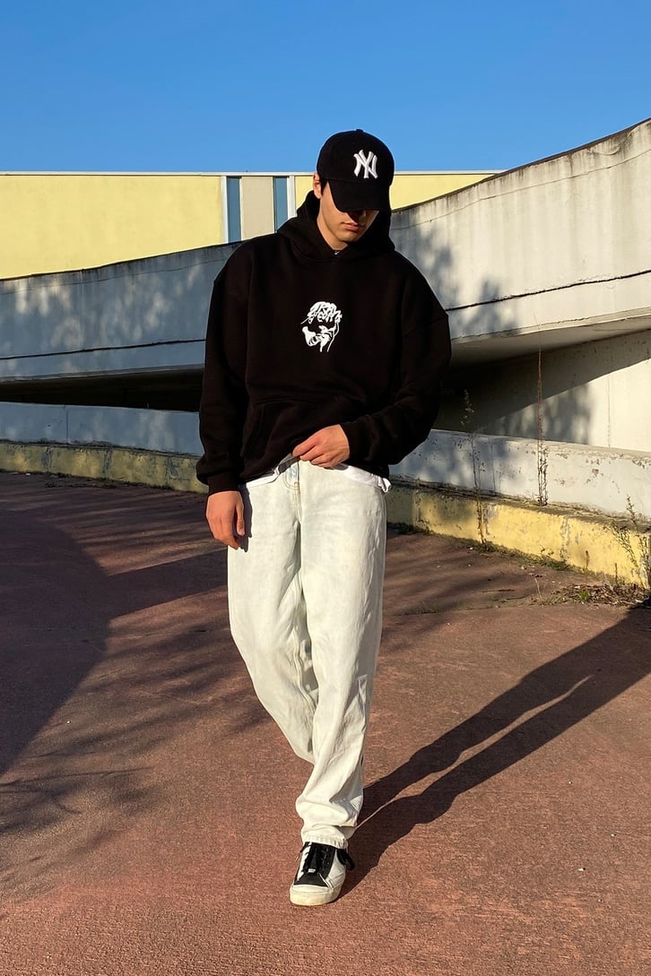 TRAVIS SCOTT BASKILI OVERSIZE HOODIE