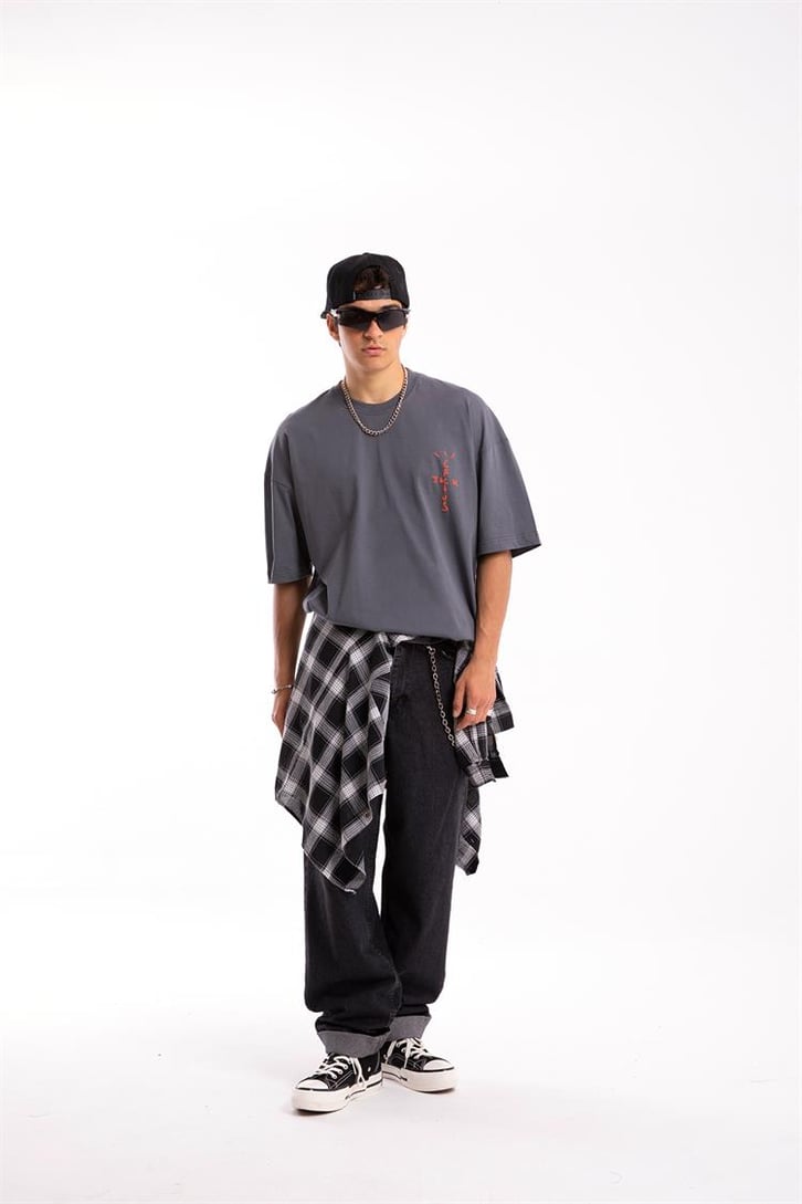 Travis Sırt Baskılı Bağcık Detay Oversize Tshirt