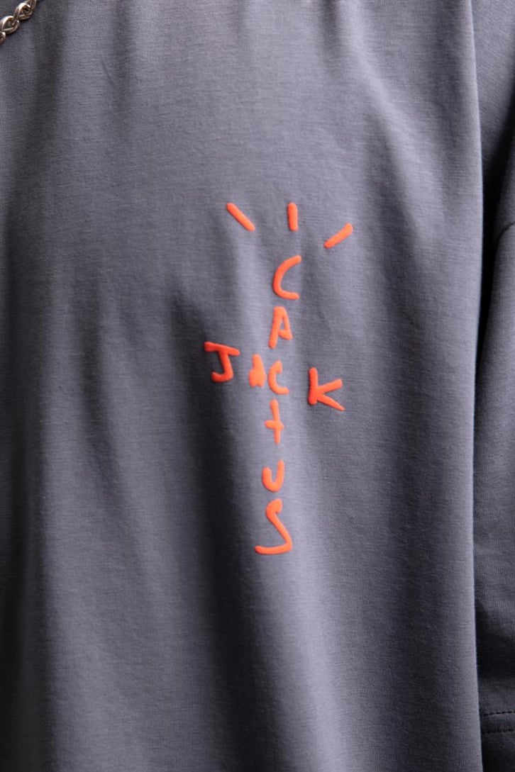 Travis Sırt Baskılı Bağcık Detay Oversize Tshirt