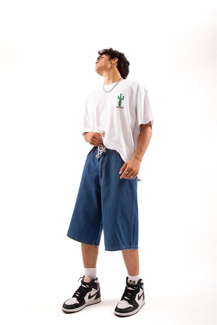 Travis Sırt Baskılı Beyaz Oversize Tişört