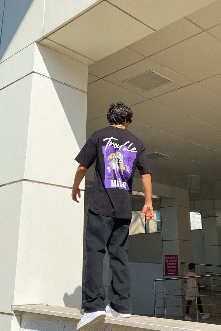 Trouble Maker Sırt Baskılı Oversize Tshirt