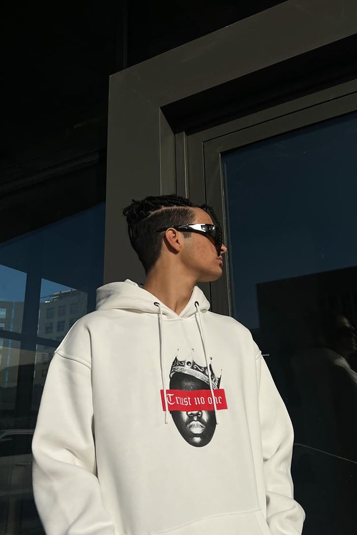 Trust No One Baskılı Beyaz İçi Pamuklu Oversize Hoodie