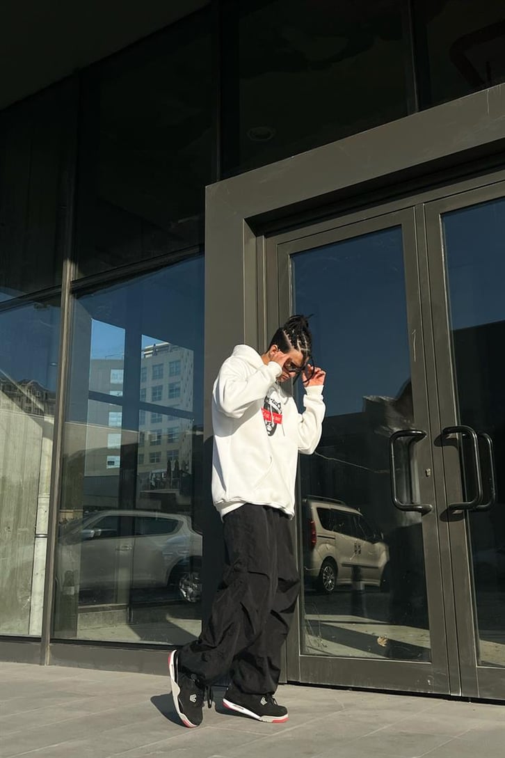 Trust No One Baskılı Beyaz İçi Pamuklu Oversize Hoodie