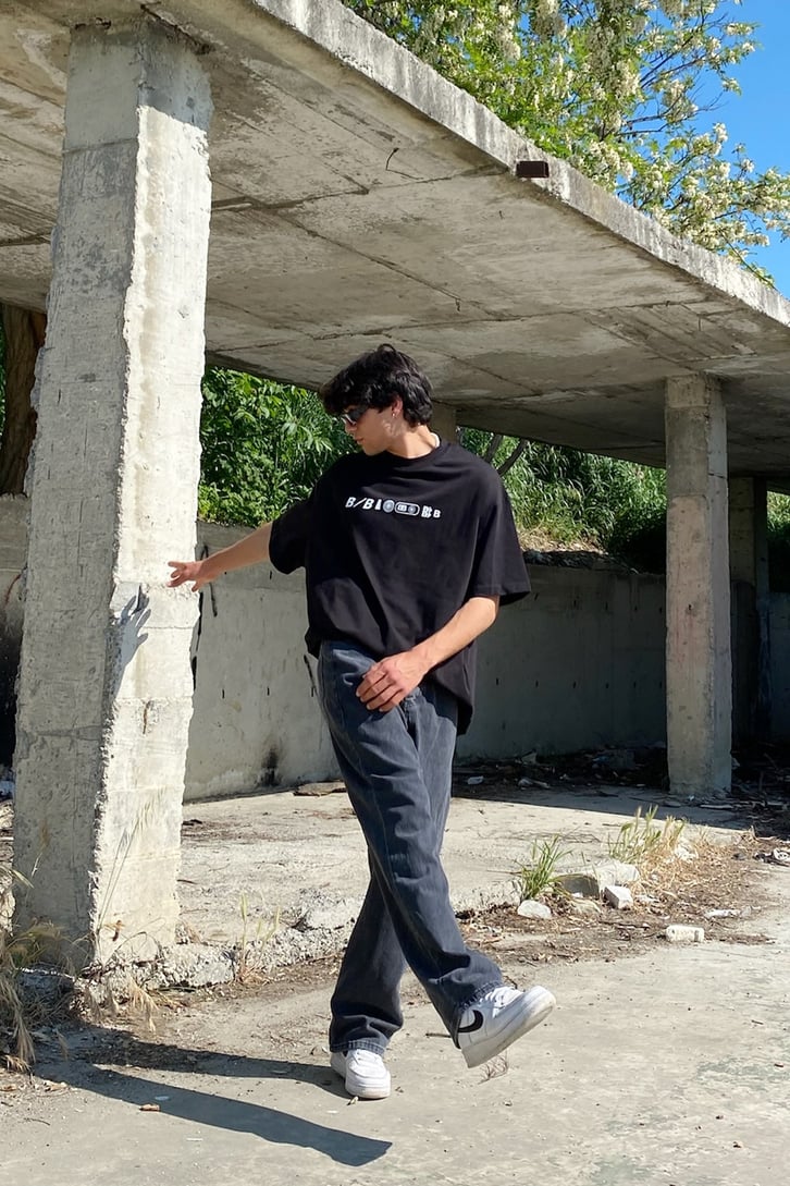 Turn Up Baskılı Siyah Oversize Tshirt