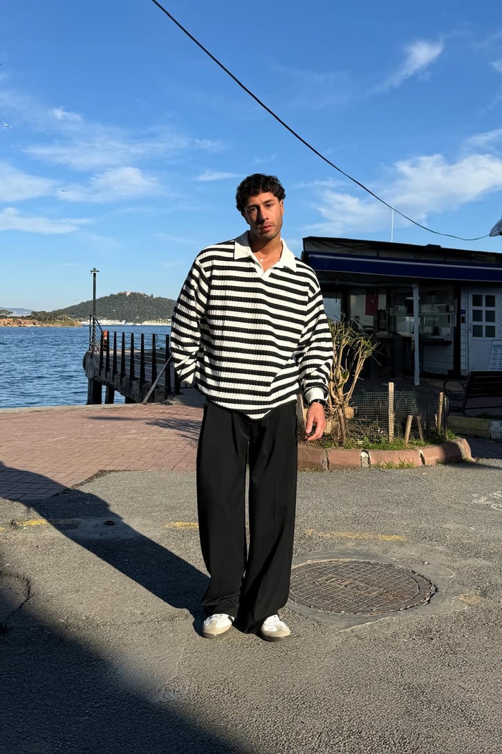 Tüylü Çizgili Polo Yaka Sweatshirt