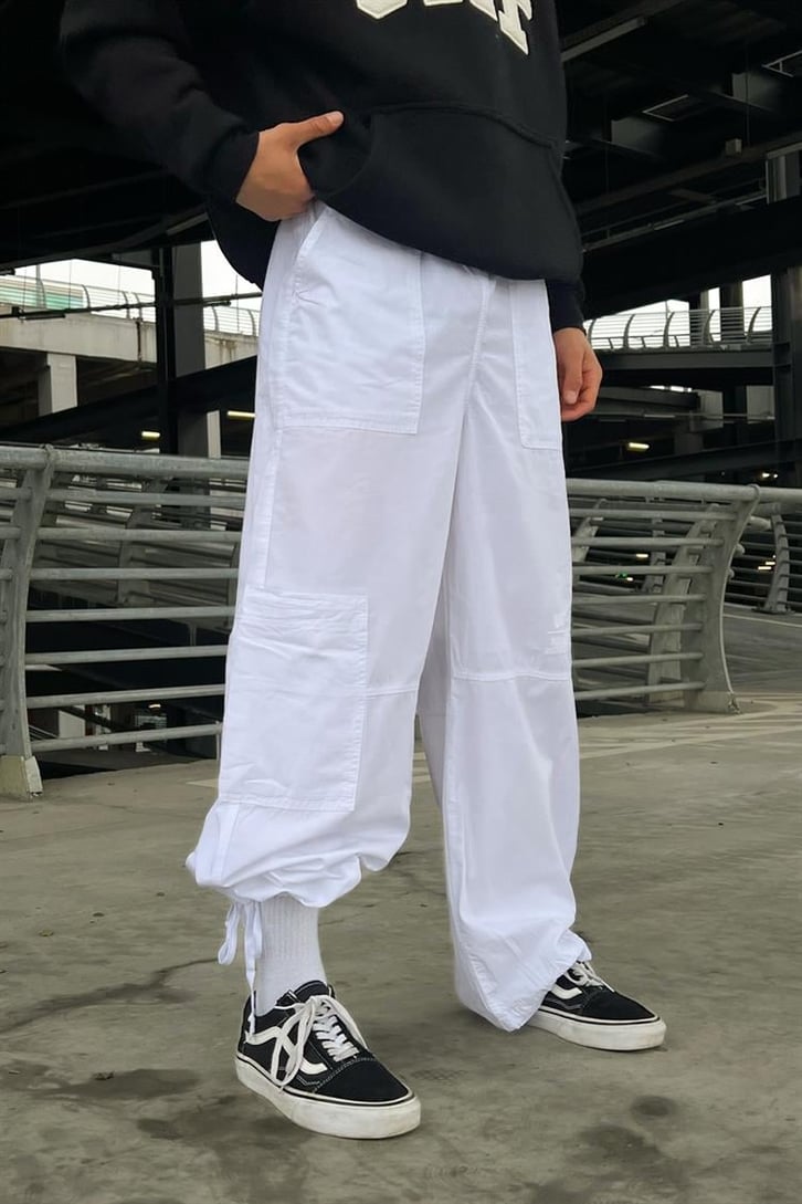 Uo-76 Nakışlı Beyaz Kargo Pantolon