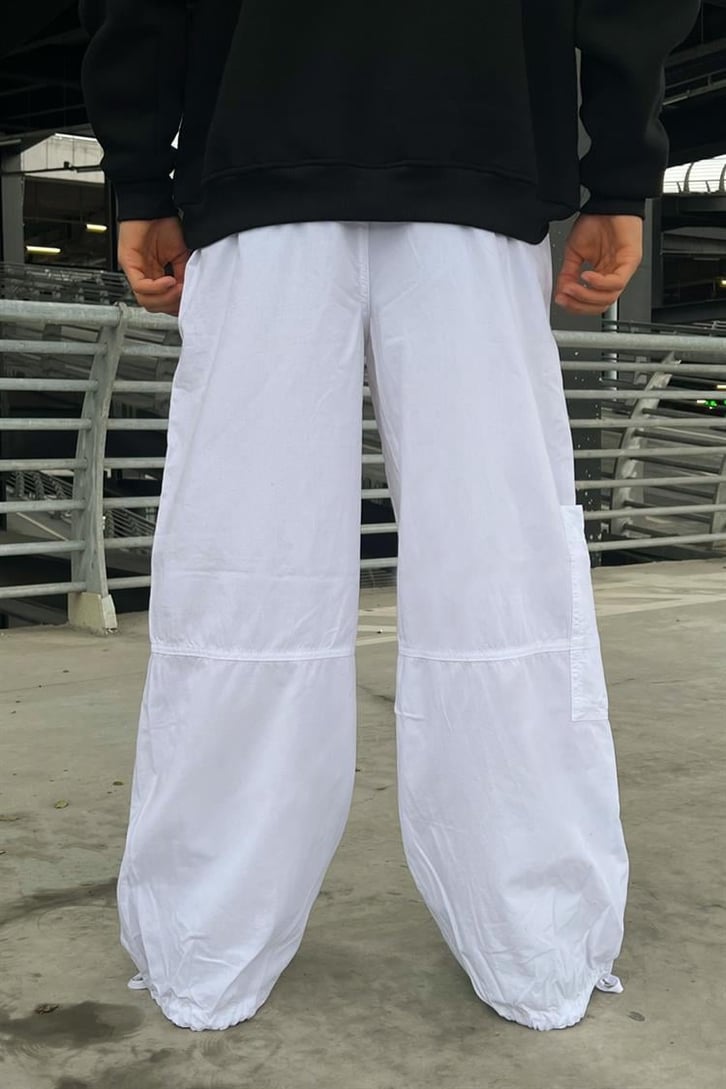 Uo-76 Nakışlı Beyaz Kargo Pantolon