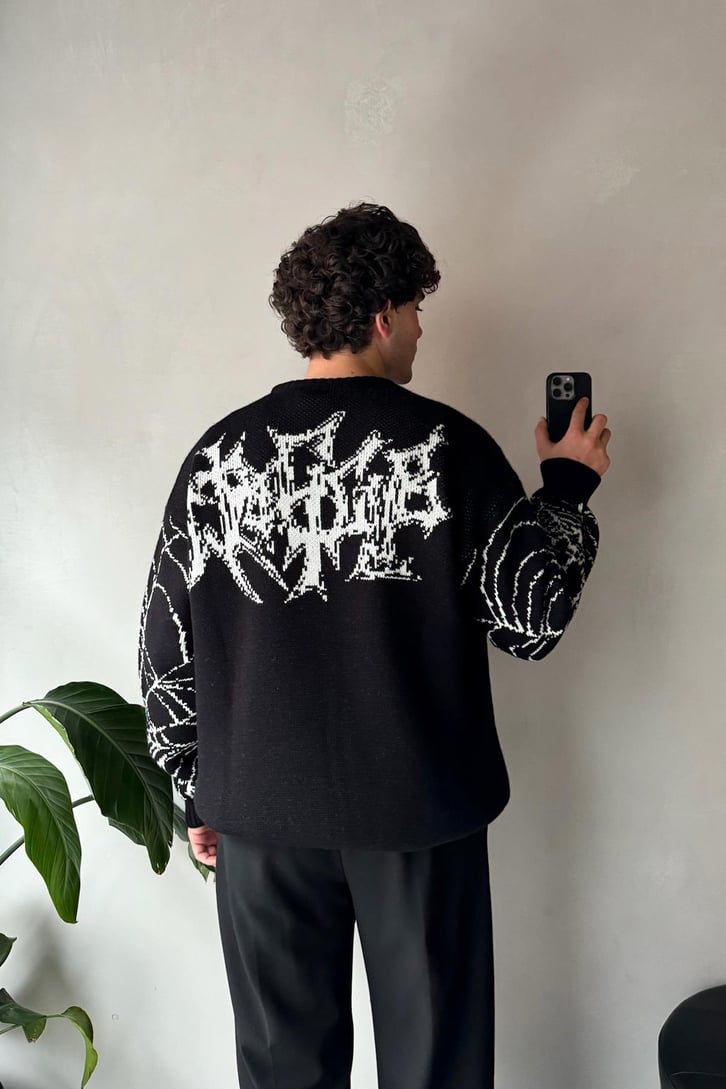 Vampire Kiss Premium Oversize Kazak
