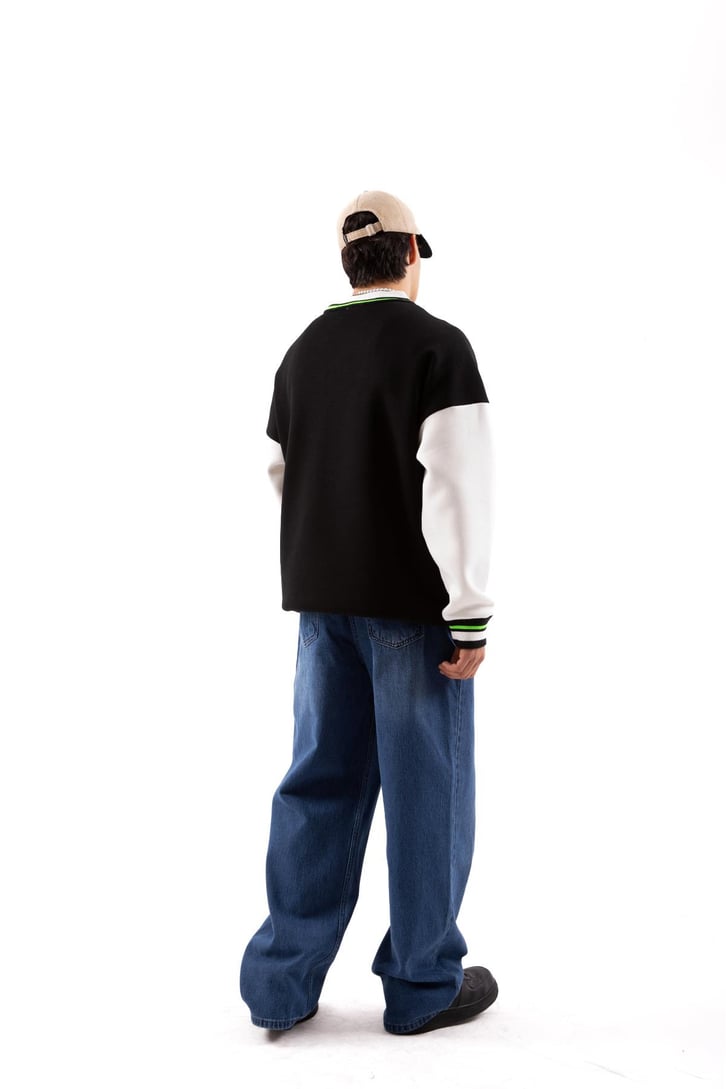 Varsity Nakışlı Collage Siyah Sweatshirt