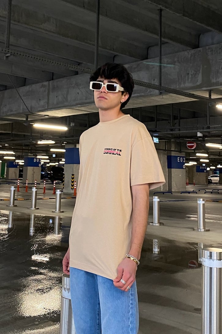 Vision is Surreal Baskılı Oversize Tshirt