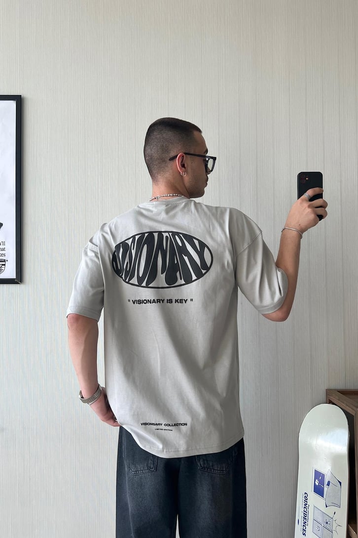 Visionary Baskılı Oversize Tişört