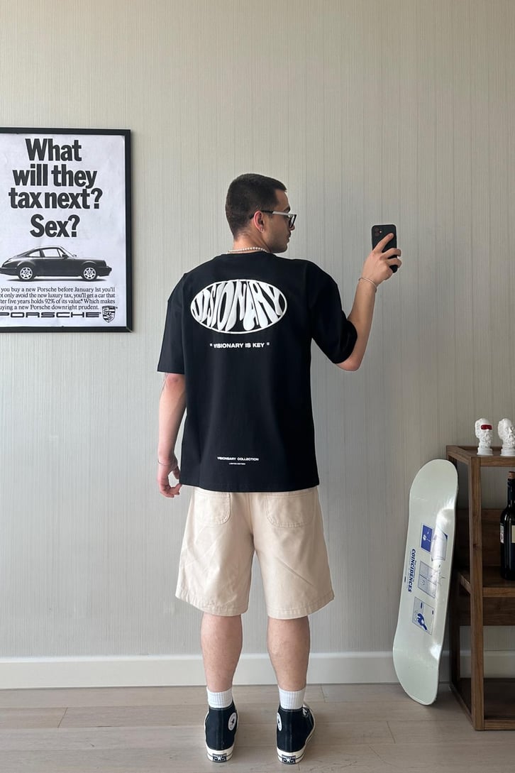 Visionary Baskılı Siyah Oversize Tişört