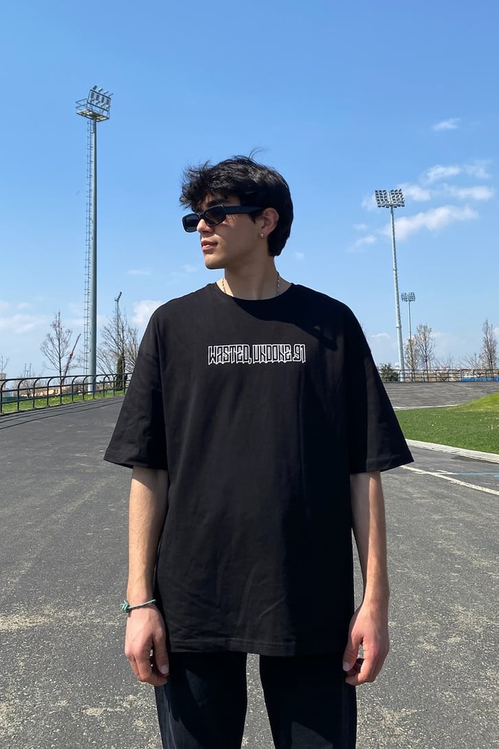 Wasted Undone Sırt Detaylı Siyah Oversize Tshirt