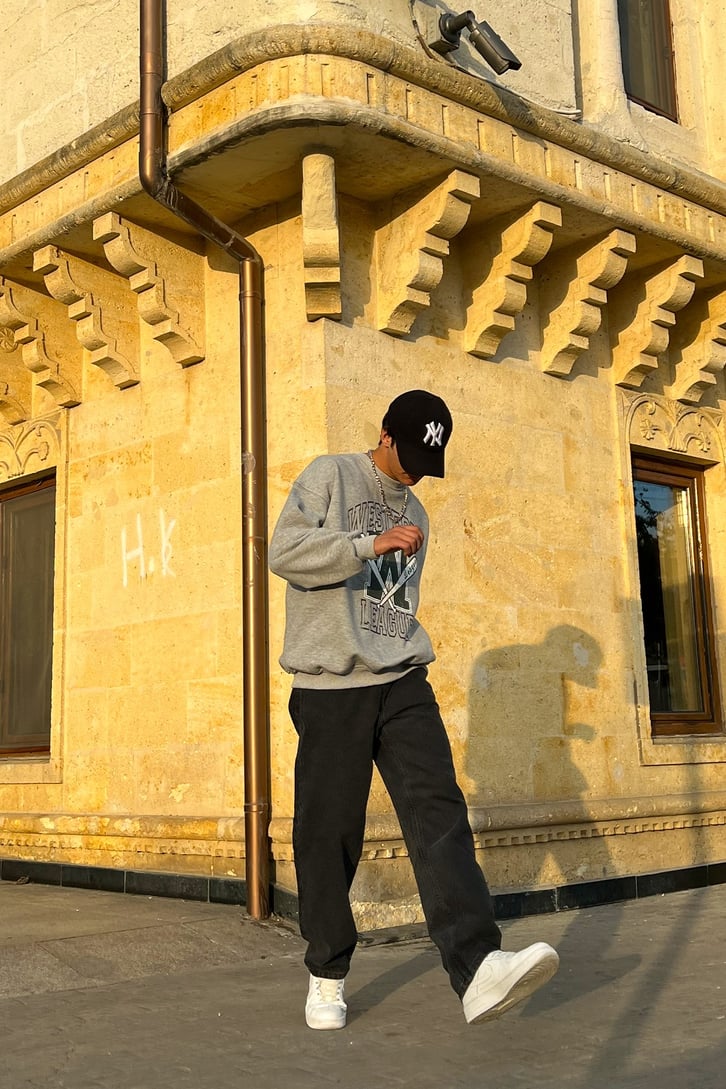 Westfort Baskılı Gri Oversize Sweatshirt