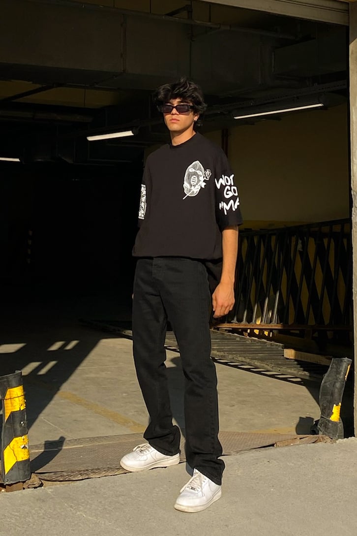 World Go Mad Baskılı Siyah Oversize Tshirt