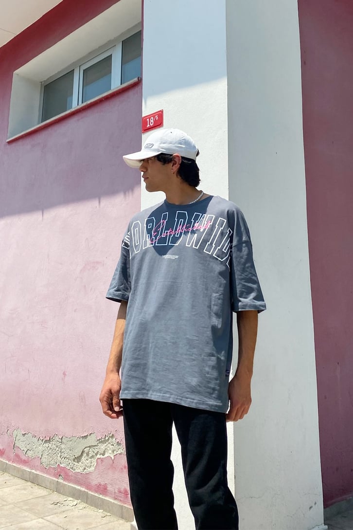 World Wide Baskılı Oversize Tshirt