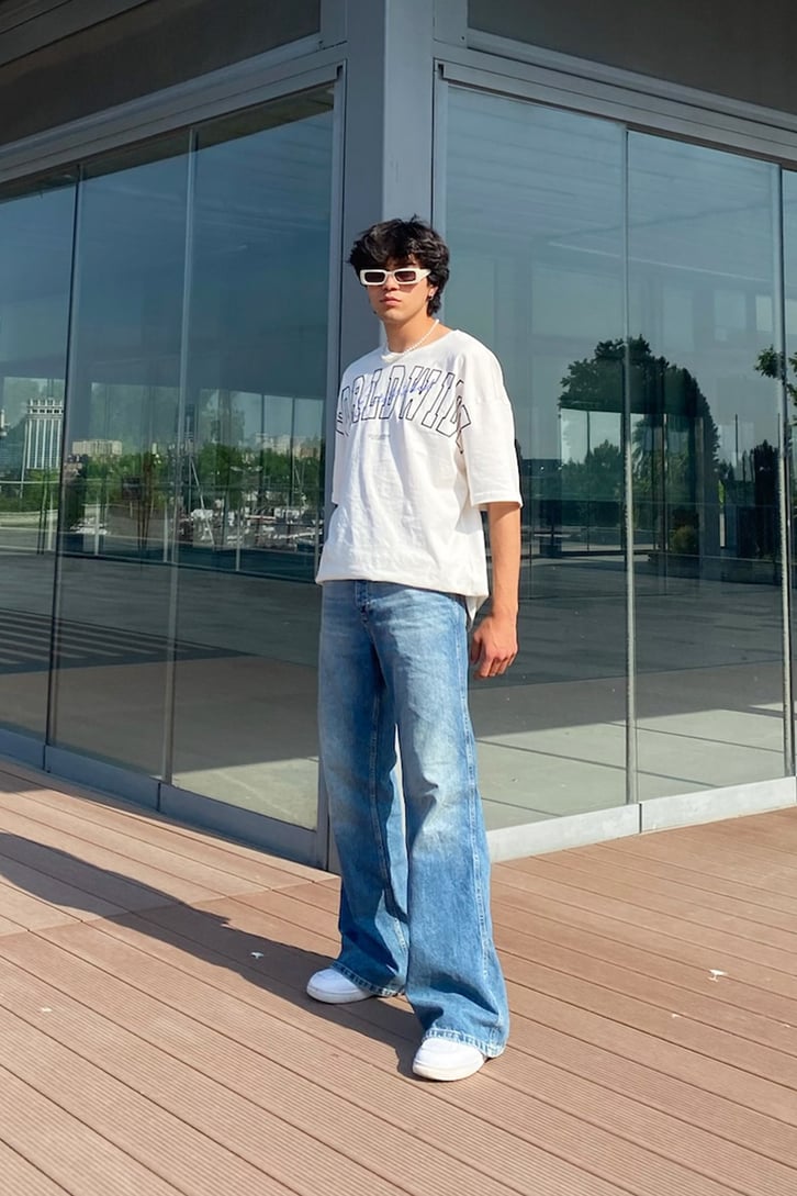 World Wide Baskılı Oversize Tshirt