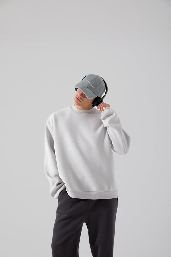 World Wıde Kabartma Baskılı Siyah Oversize Sweatshirt