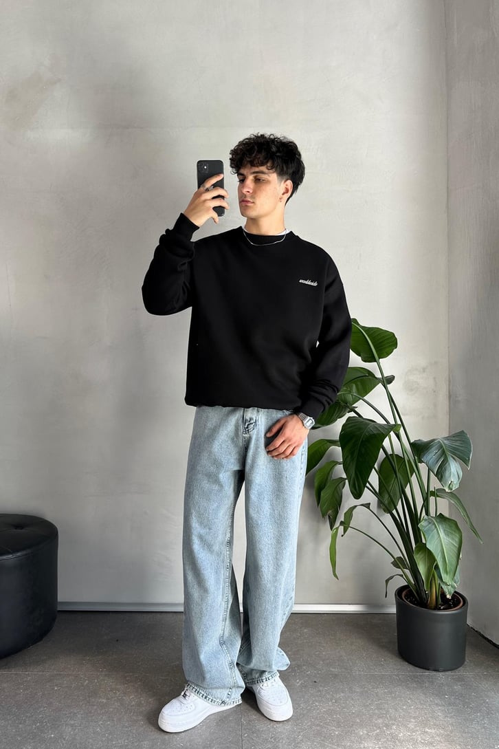World Wide Sırt Detaylı Bisiklet Yaka Sweatshirt