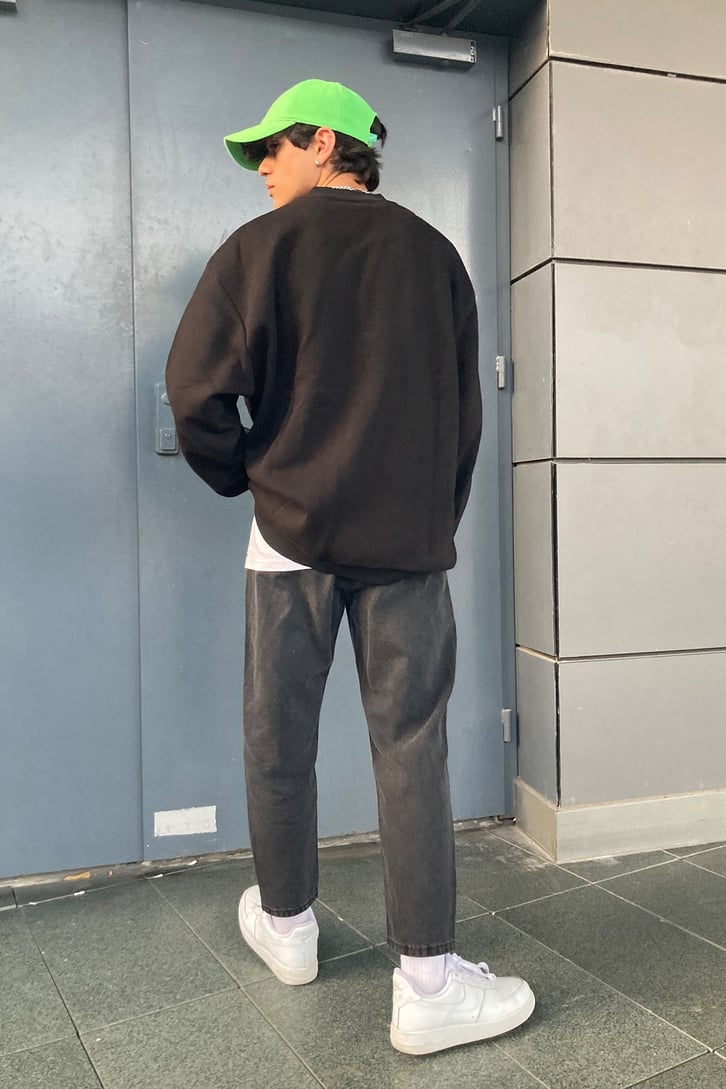 WORLDWIDE OVERSIZE SWEATSHIRT