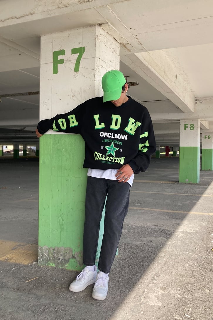 WORLDWIDE OVERSIZE SWEATSHIRT