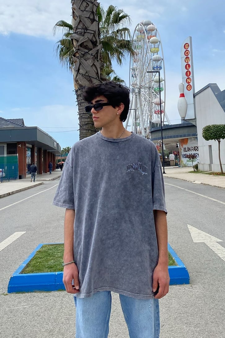 WorldWide Tour Sırt Baskılı Yıkamalı Oversize Tshirt