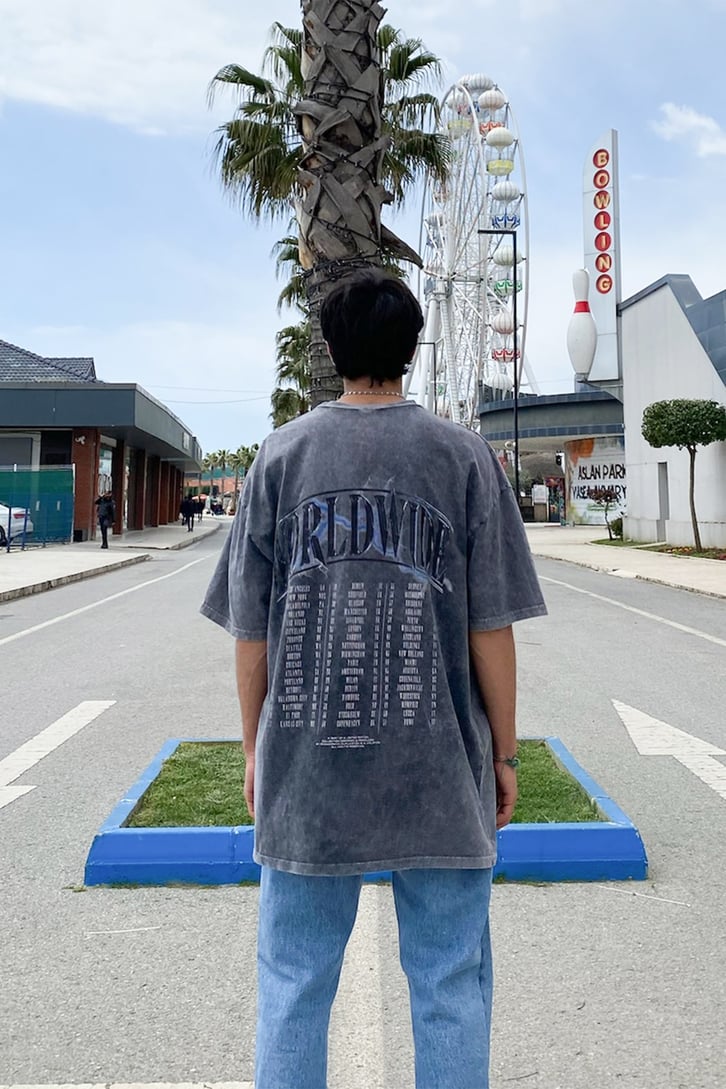 WorldWide Tour Sırt Baskılı Yıkamalı Oversize Tshirt