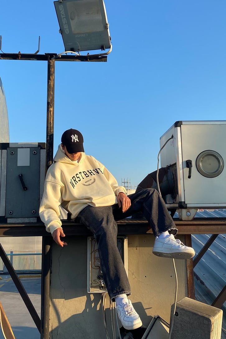 WRSTBHVR BASKILI OVERSIZE HOODIE