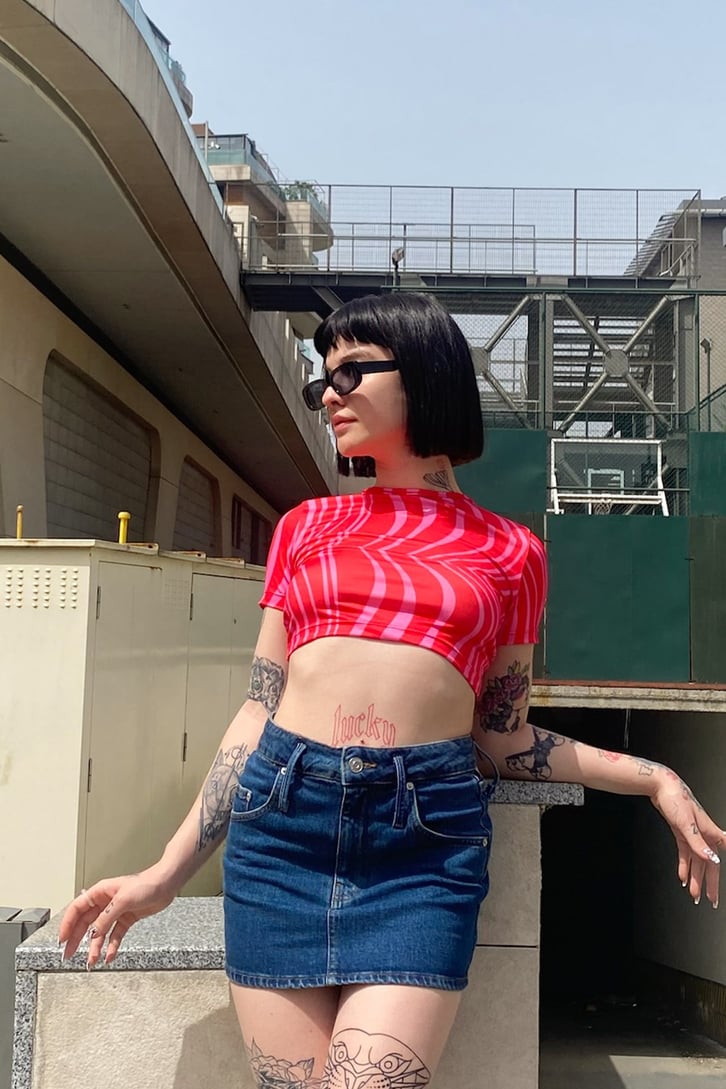 Y2K Stripes Sırt Detaylı Crop Tshirt