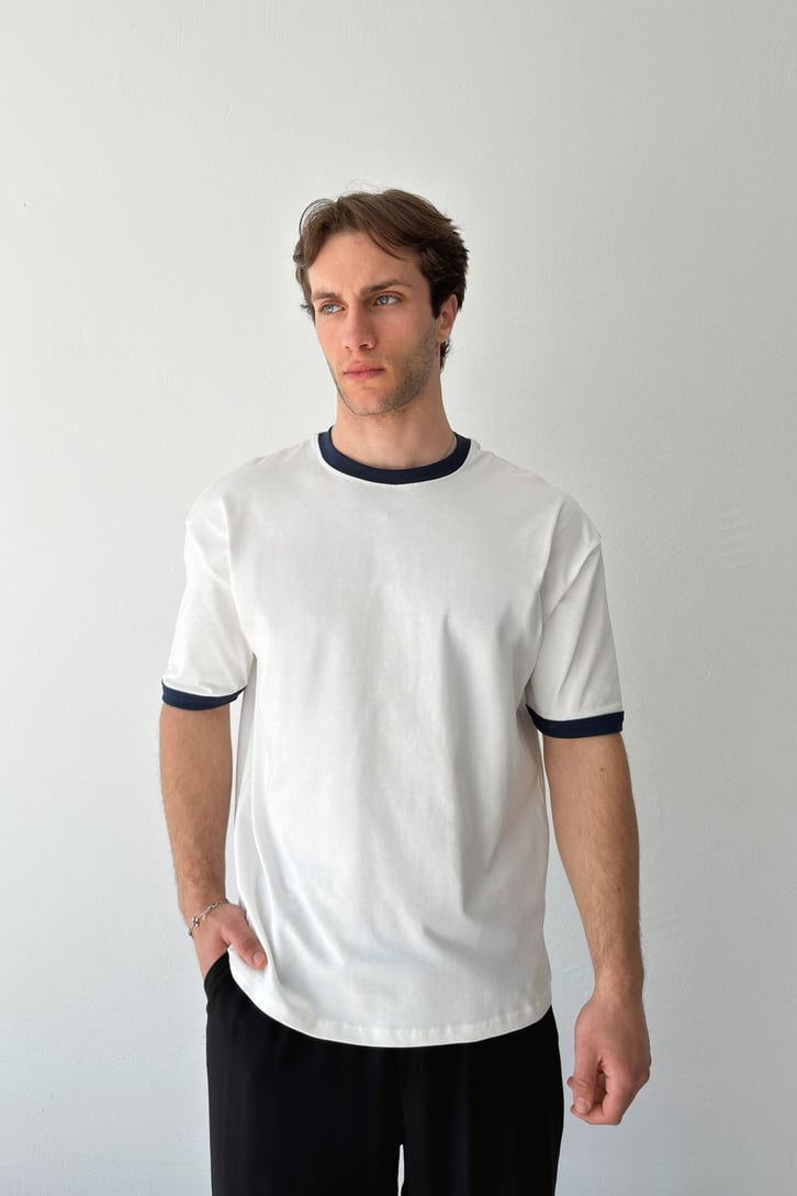 Yaka Biyeli Basic Tişört