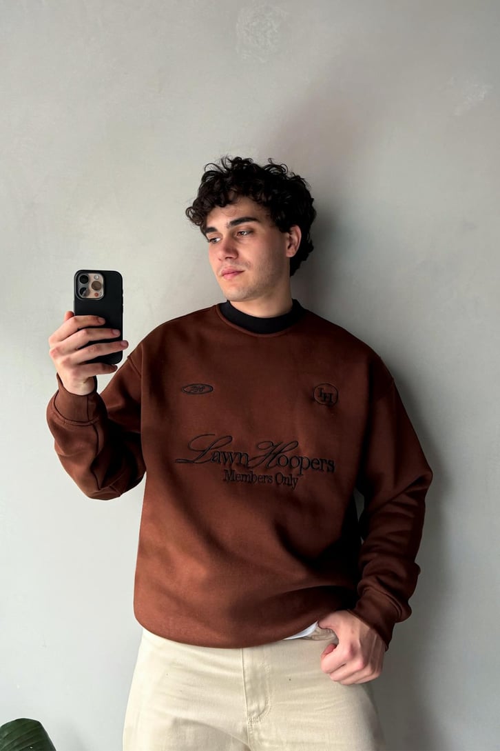 Yaka Garnili Lawn Hoopers Nakışlı Sweatshirt