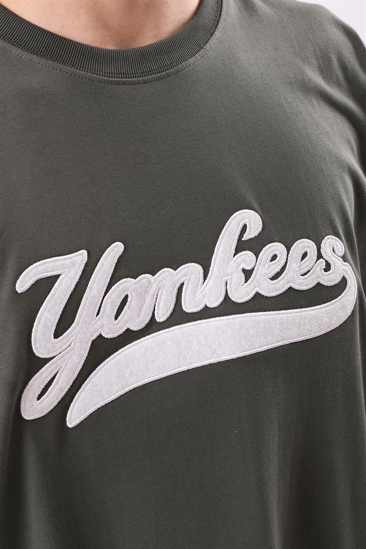 Yankess Nakışlı Oversize Tshirt