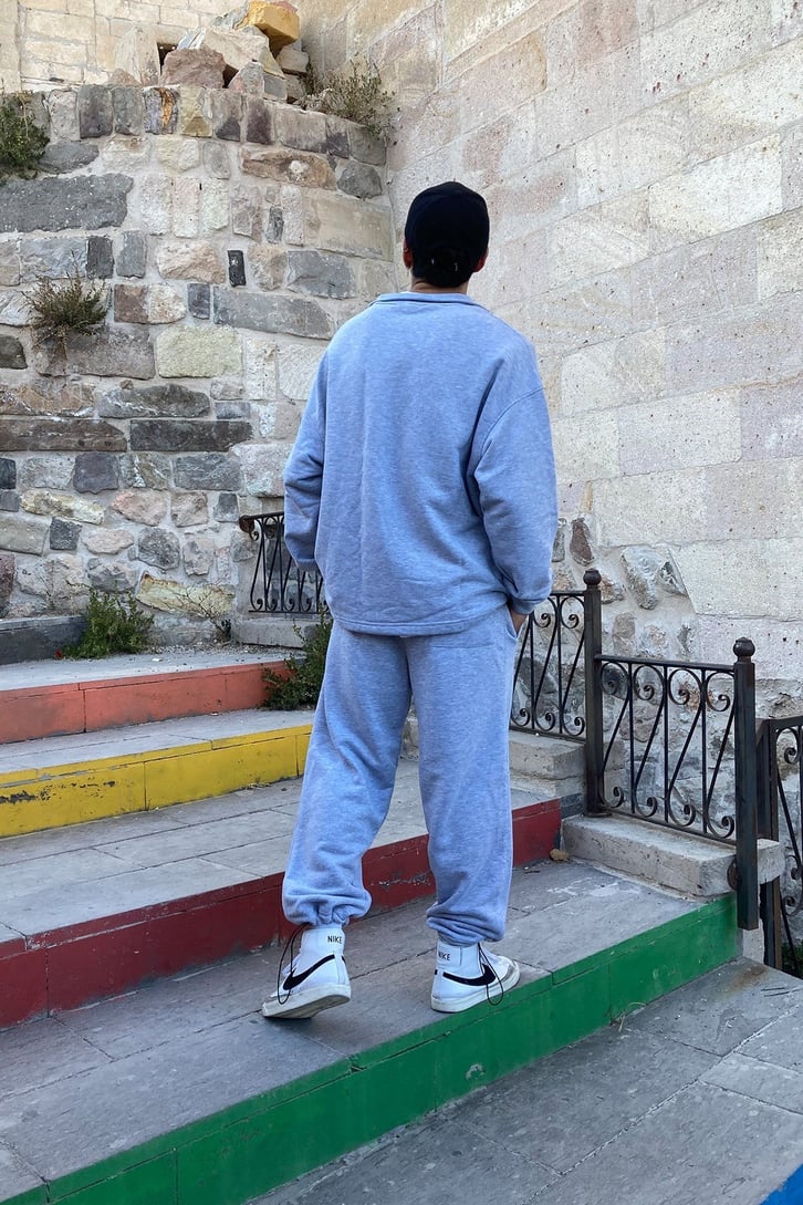 YARI FERMUARLI EŞOFMAN TAKIMI