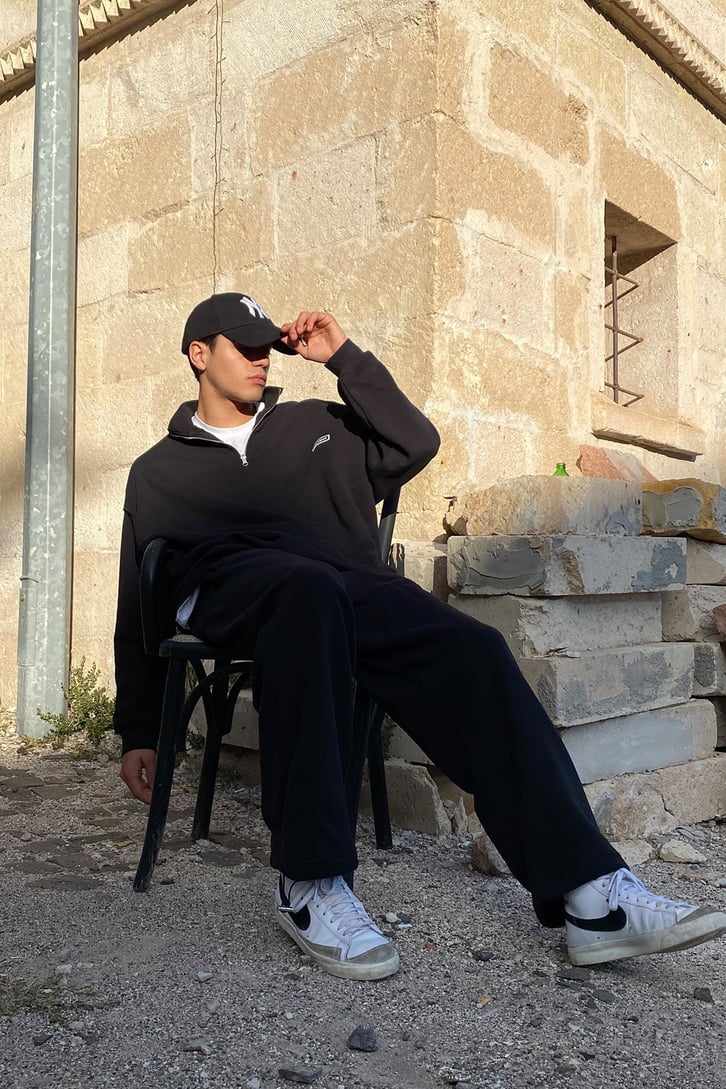 YARI FERMUARLI EŞOFMAN TAKIMI