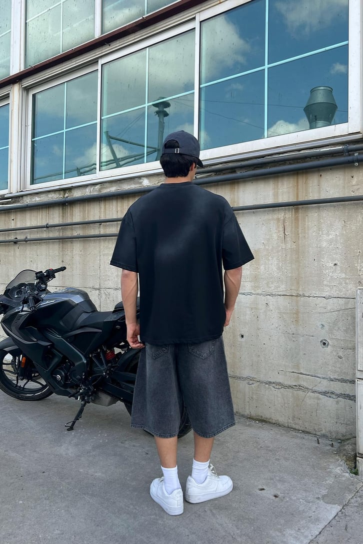 Yazı Baskılı Siyah Oversize Tişört